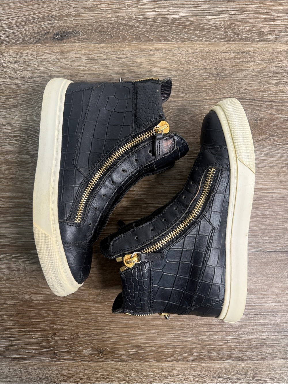 Giuseppe Zanotti Black Croc Embossed High Top Sneakers Gold Zip Italy EU 38 - Picture 4 of 11